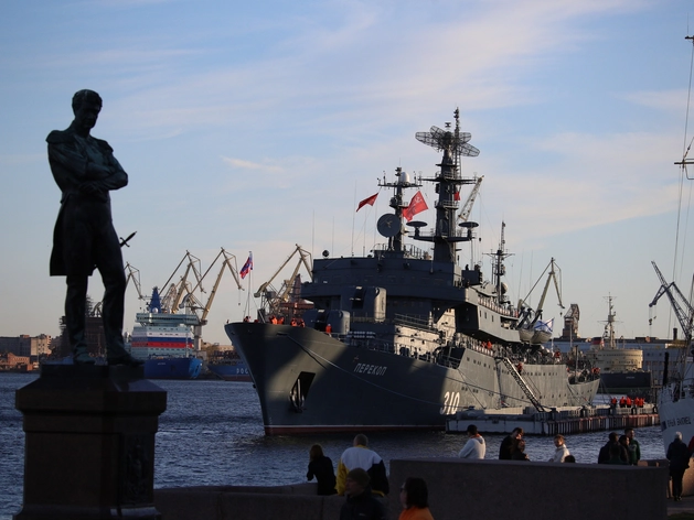 КГИОП не стал требовать с Кронштадтского завода реставрации доков КГИОП не стал требовать с Кронштадтского завода реставрации доков