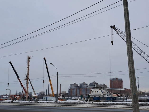 На охрану строящегося моста через Неву потратят 70 млн рублей На охрану строящегося моста через Неву потратят 70 млн рублей