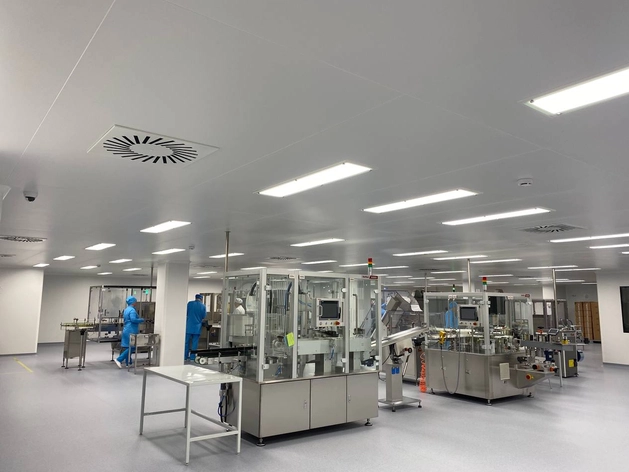 Сбер на 500 млн рублей сбросил цену на фармзавод в «Конной Лахте» Сбер на 500 млн рублей сбросил цену на фармзавод в «Конной Лахте»