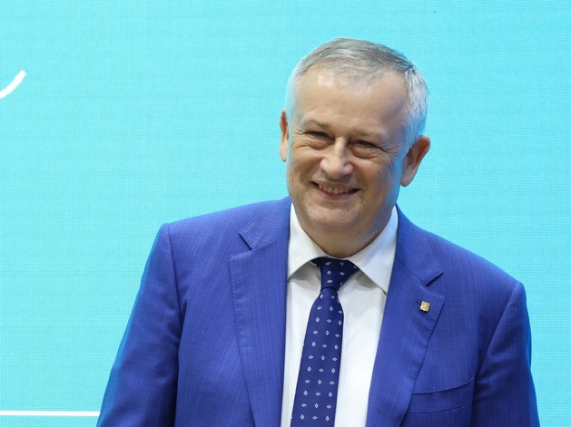 Дрозденко утвердил проект бюджета Ленобласти на 2025-2027 годы
Дрозденко утвердил проект бюджета Ленобласти на 2025-2027 годы