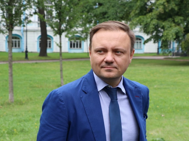 Бывший глава КГИОП Макаров перешел на работу в Эрмитаж
Бывший глава КГИОП Макаров перешел на работу в Эрмитаж
