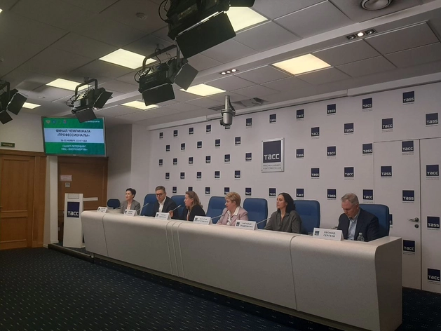 «Профессионалы» объединят все регионы России «Профессионалы» объединят все регионы России