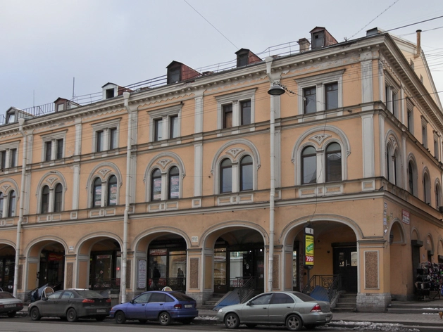 Первые в году торги за помещения Апраксина двора не состоялись