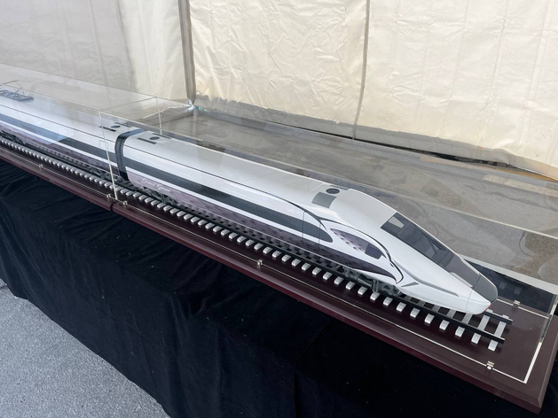 На ПМЭФ-2025 презентуют поезд для ВСМ «Белый Кречет»