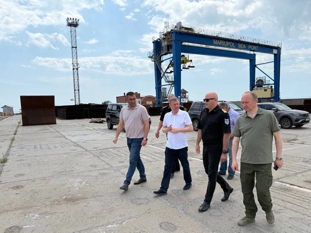 Петербург и Мариуполь обсудили варианты восстановления морского порта Петербург и Мариуполь обсудили варианты восстановления морского порта