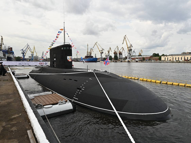 Андреевский флаг подняли на новой подлодке «ЯкуТСК» для Тихоокеанского флота