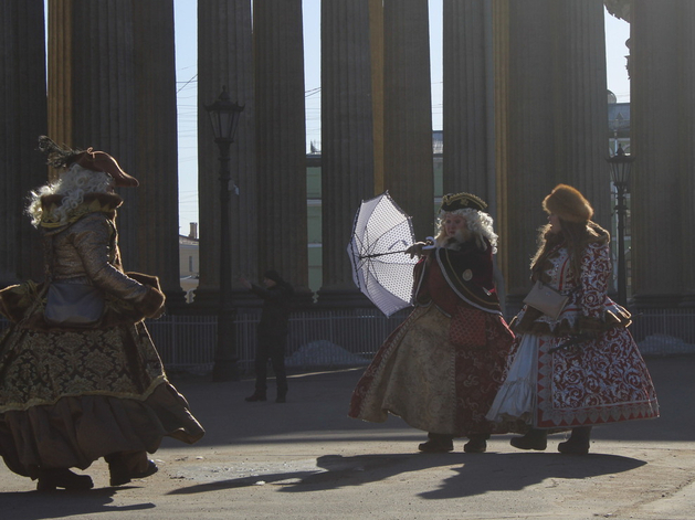 В Петербурге предложили штрафовать аниматоров за приставания к прохожим

