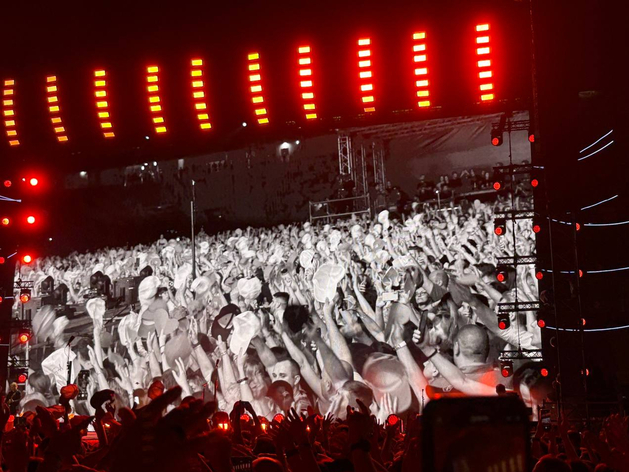 Суд взыскал с бара Mist Lounge в Петербурге 100 тыс. за нелегальную музыку Lana Del Rey