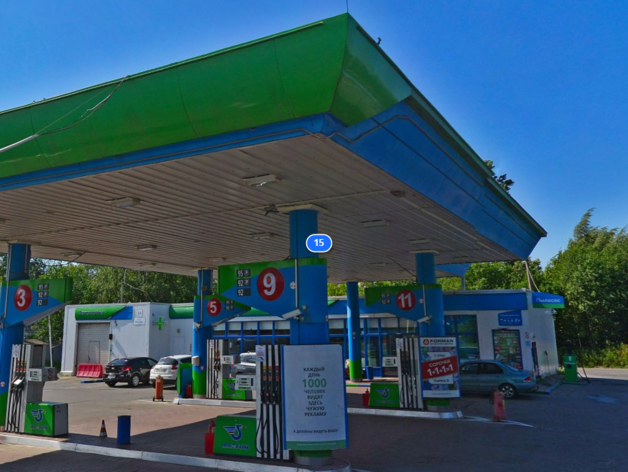 Власти Петербурга потребовали снести незаконную автозаправку на Объездном шоссе

