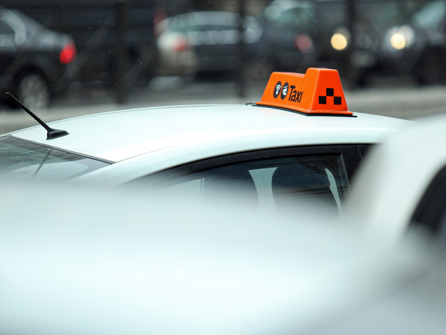 Поставщик наружной рекламы в Петербурге Mediamiles подал на самобанкротство из-за долгов