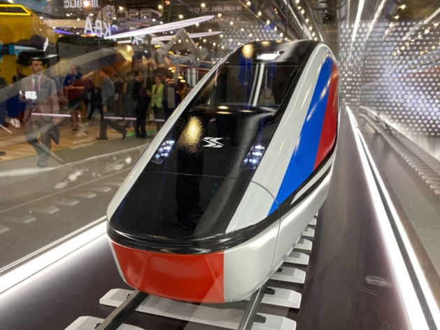 Путин поручил проработать финансирование ВСМ за счёт ФНБ на 300 млрд рублей