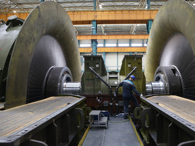 Компания «Силовые машины» снесет здание ГСМ на Свердловской набережной