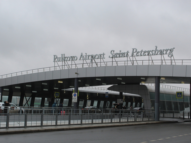 В Пулково сбой багажа затронул 20 рейсов — прокуратура взяла ситуацию под контроль
В Пулково сбой багажа затронул 20 рейсов — прокуратура взяла ситуацию под контроль