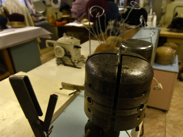 Производители мерча Роскосмоса приостанавливают работу