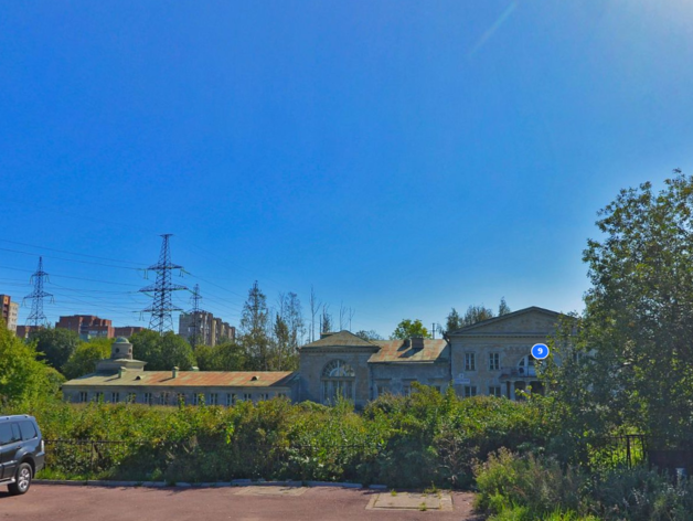 Историческую «Дачу Безобразовых» очистят от самовольных построек