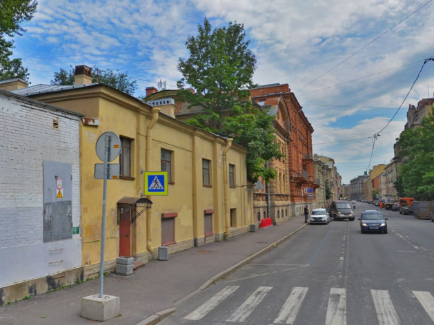 Фармкомпания не смогла вернуть под контроль аптечный склад на набережной Мойки