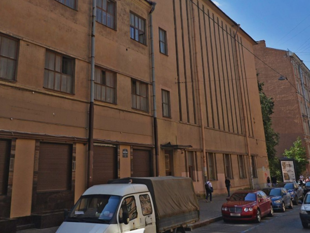 «Отели Северной Пальмиры» добились штрафа для реставратора за порчу фасада