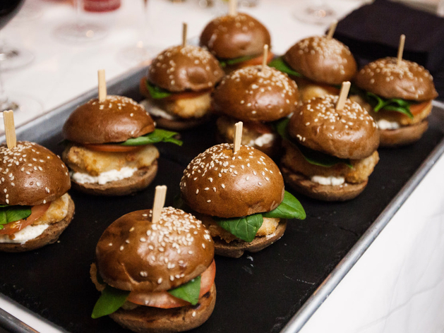 Петербуржец пожаловался на «Бургер Кинг»: бесплатный напиток оказался не бесплатным Петербуржец пожаловался на «Бургер Кинг»: бесплатный напиток оказался не бесплатным