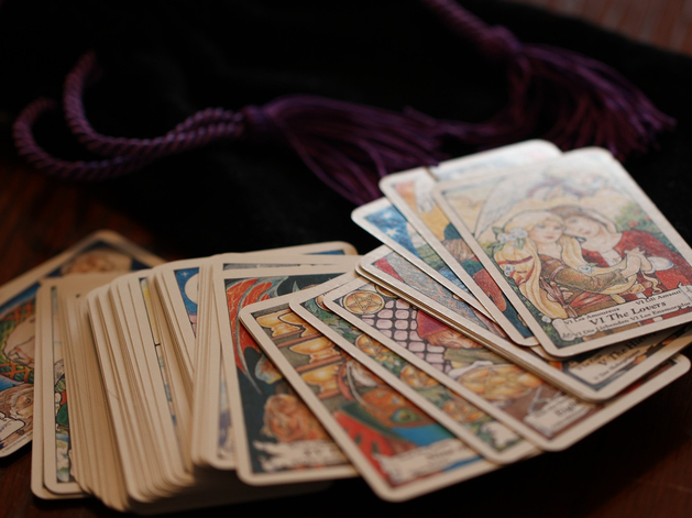 «Аввалон-Ло Скарабео» отсудил полмиллиона за подделку колоды Таро «Аввалон-Ло Скарабео» отсудил полмиллиона за подделку колоды Таро