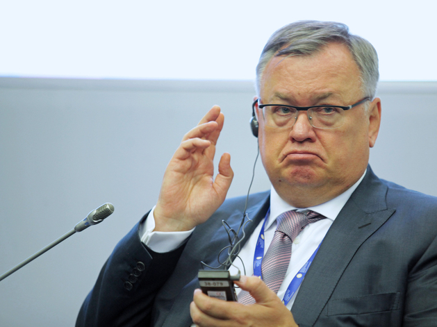 ВТБ нашёл двух претендентов на свою долю в аэропорту Пулково