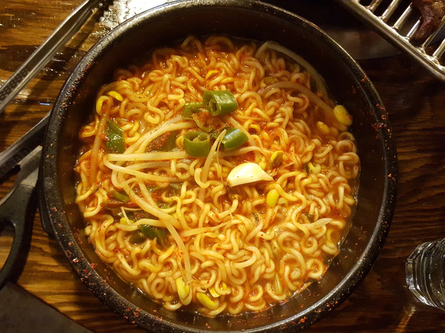 В Петербурге открылось десятое кафе Kimchi to Go В Петербурге открылось десятое кафе Kimchi to Go