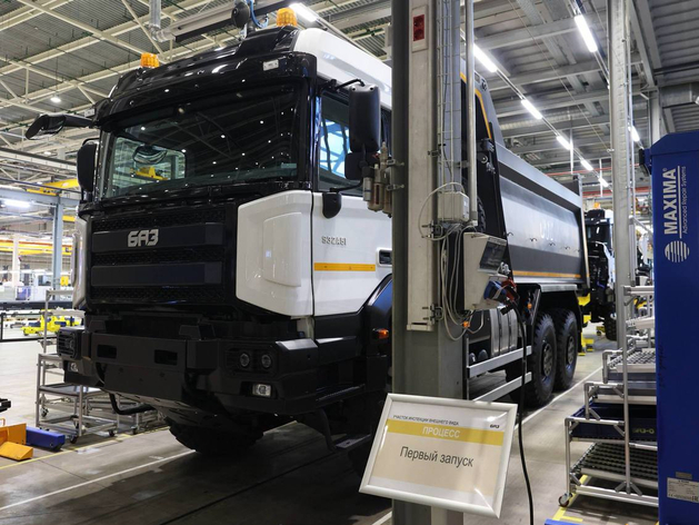 На мощностях «Обуховского завода» наладили серийный выпуск грузовиков БАЗ На мощностях «Обуховского завода» наладили серийный выпуск грузовиков БАЗ