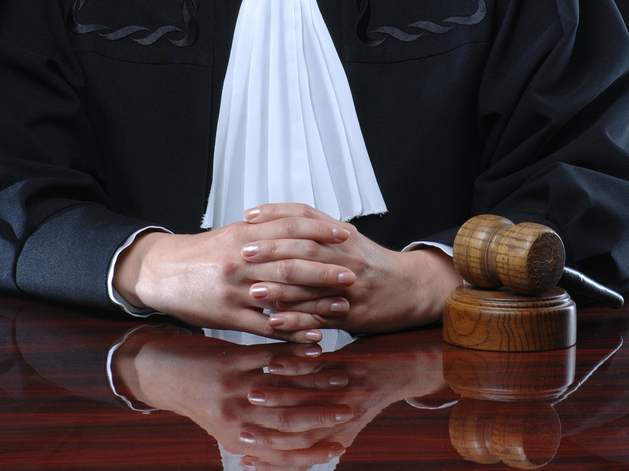 Старейший завод Петербурга ЛОМО судится с арендаторами из-за земли
Старейший завод Петербурга ЛОМО судится с арендаторами из-за земли