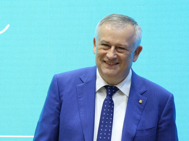 Дрозденко пообещал сообщать в ФАС о росте цен на бензин Дрозденко пообещал сообщать в ФАС о росте цен на бензин